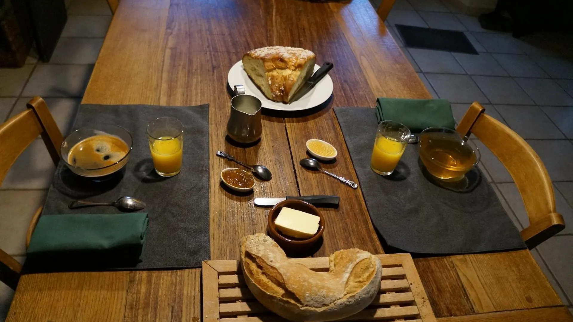 La Grange De Noelie Bed and Breakfast Lanuejouls-et-Privezac Bed & Breakfast