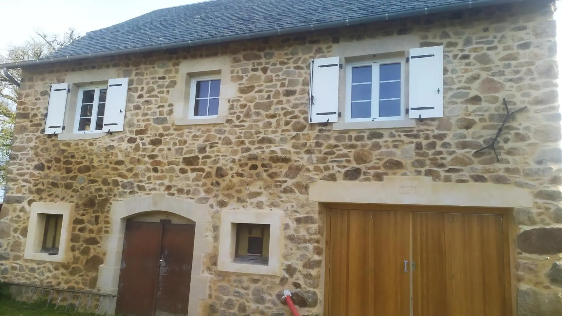 Bed & Breakfast Bed and Breakfast La Grange De Noelie Lanuejouls-et-Privezac Francia